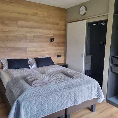 Luxury studio apartment. Brand new&well furnished luxury studio apartment for two 30 km from Kirkjubæjarklaustur! Perfect place to stay at right between Black beach&Jökulsárlón. Esterno foto