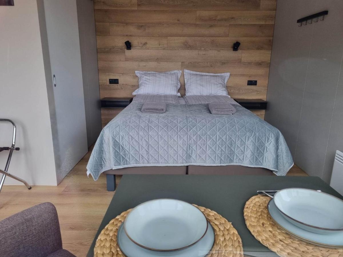 Luxury studio apartment. Brand new&well furnished luxury studio apartment for two 30 km from Kirkjubæjarklaustur! Perfect place to stay at right between Black beach&Jökulsárlón. Esterno foto